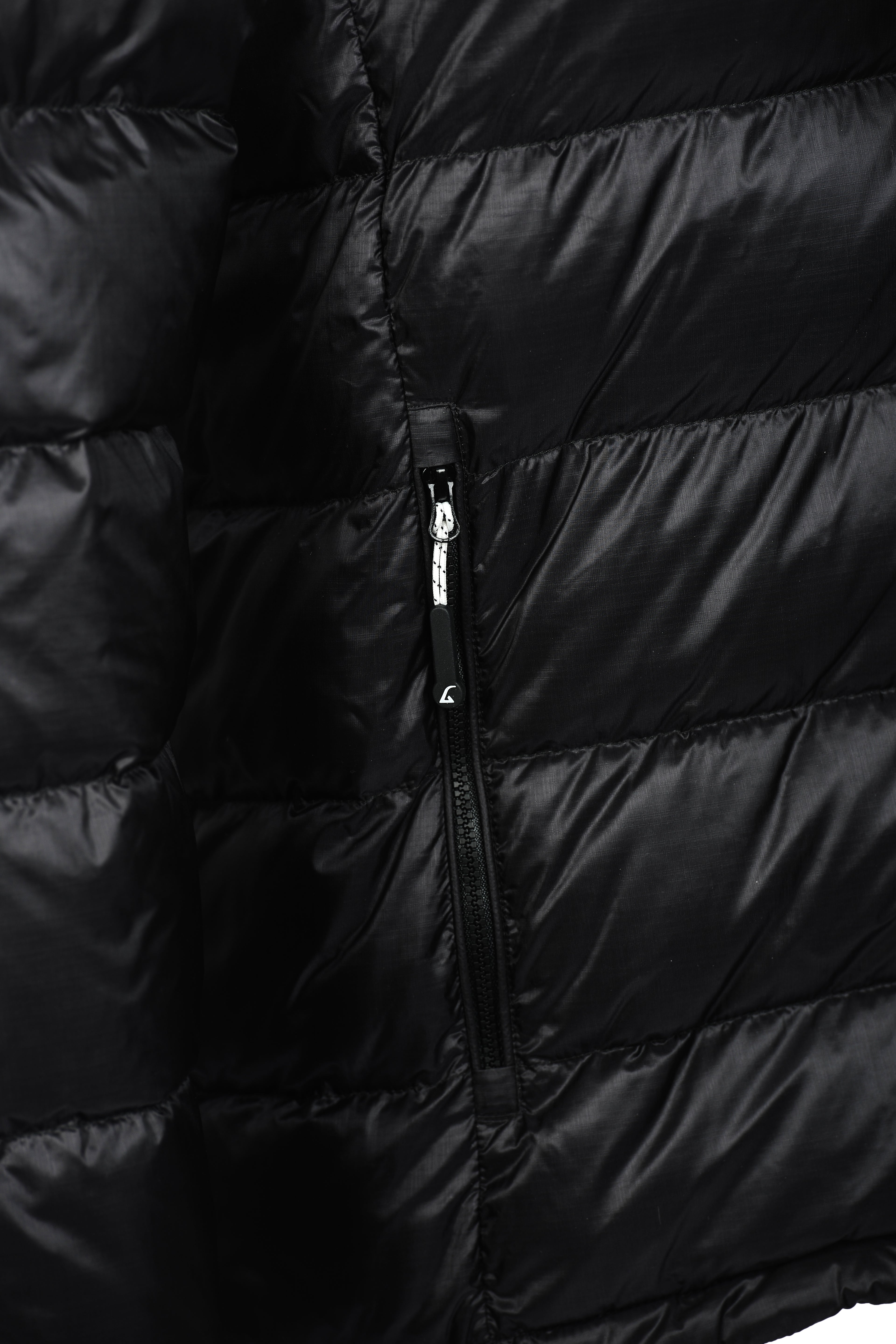 Alvivo Nuuk Daunenjacke schwarz