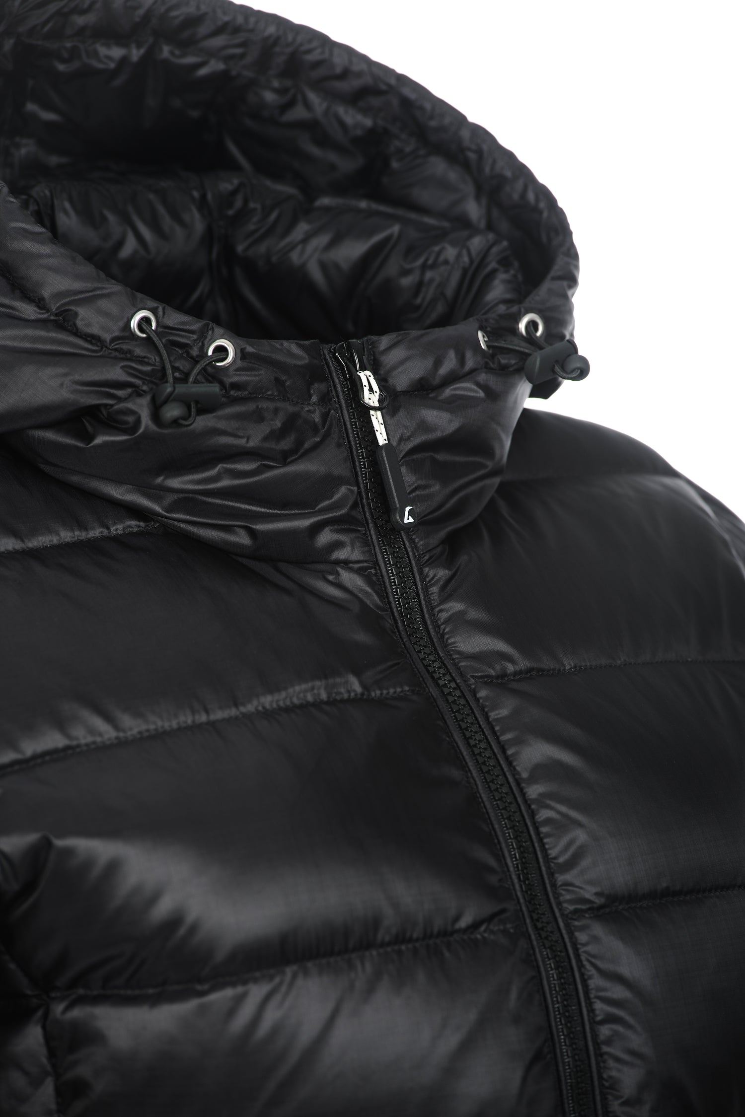 Alvivo Astana Daunenjacke Schwarz/Schwarz #farbe_schwarz-schwarz