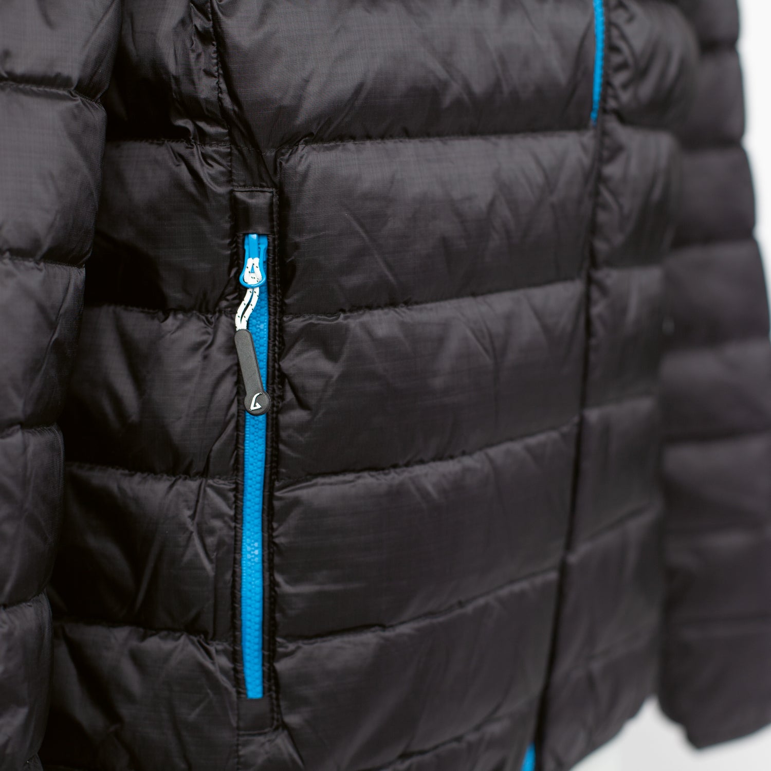 Alvivo Belfast Daunenjacke Schwarz/Türkis 